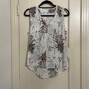 Floral Market and Spruce tank top! In great condition!